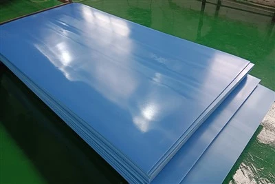 Papan HDPE berwarna